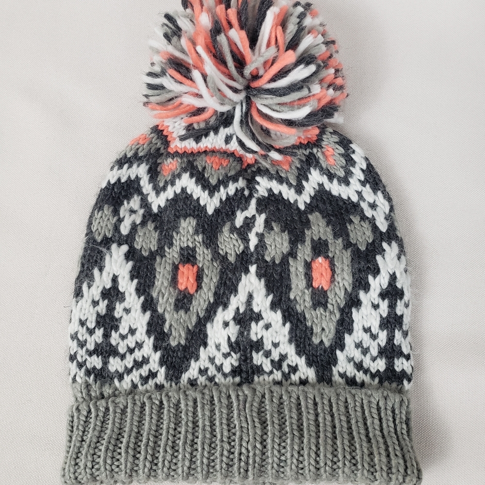 HOLLISTER knit pom beanie A41